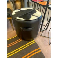 Marbre Home Deri Dokulu ve Çapraz Şeritli Silindir Puf - Görsel 25